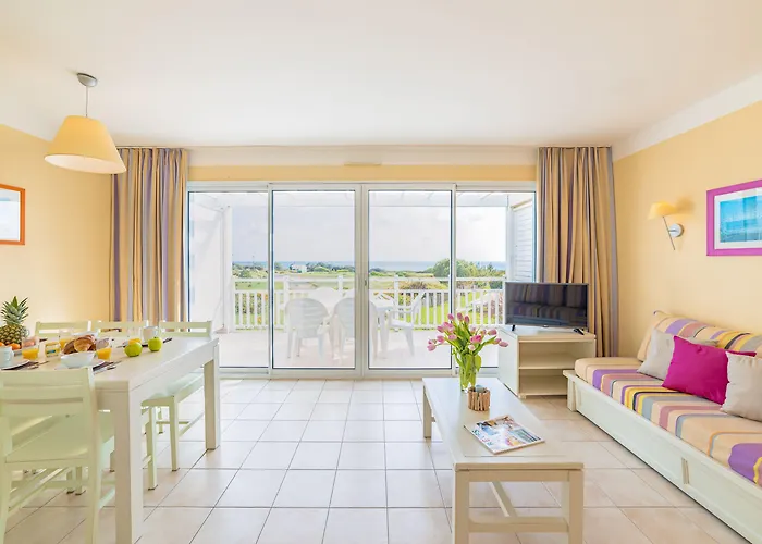 Lagrange L'estran 莱萨布勒-多洛讷