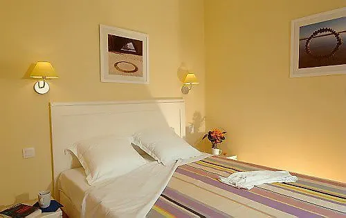 Lagrange L'estran 莱萨布勒-多洛讷