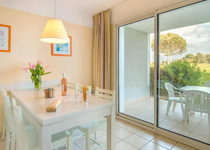 Lagrange L’estran Appart hôtel 3*