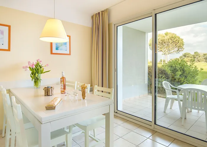 Appart hôtel Lagrange L’estran 3*